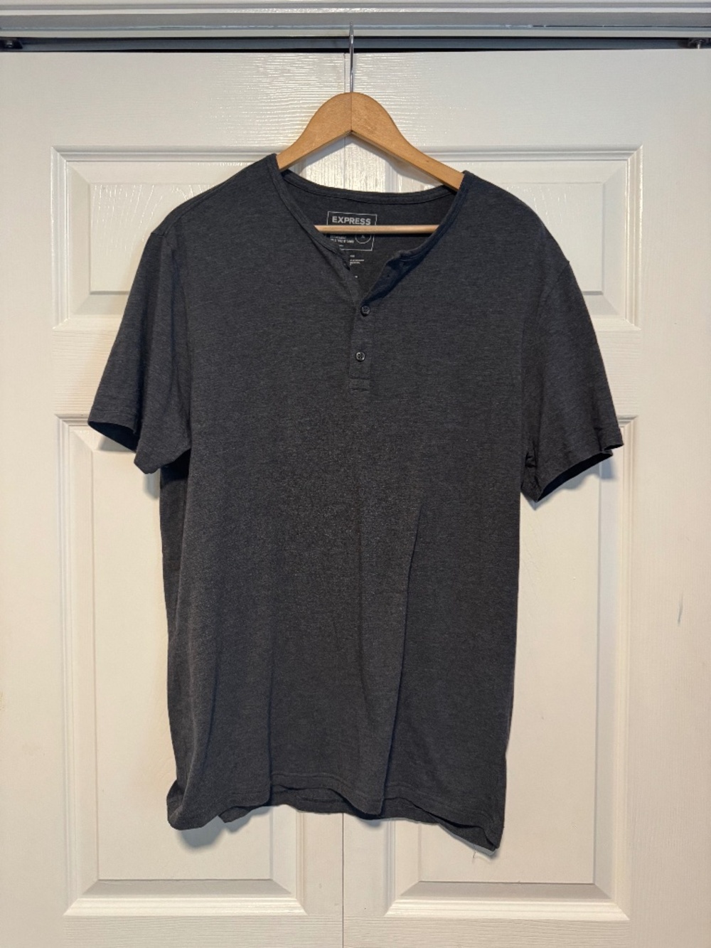 Express Men's Heather Charcoal Henley T-Shirt XL | Soft Short Sleeve Tee